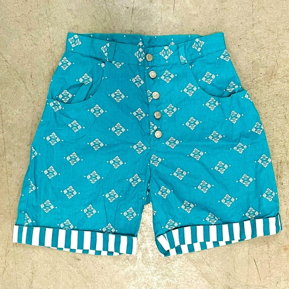 vintage 90s printed denim shorts! - Picture 1 of 4